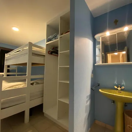 Apartment Seaflower 102 Right On The