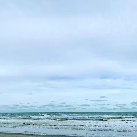 In By The * Nieuwpoort